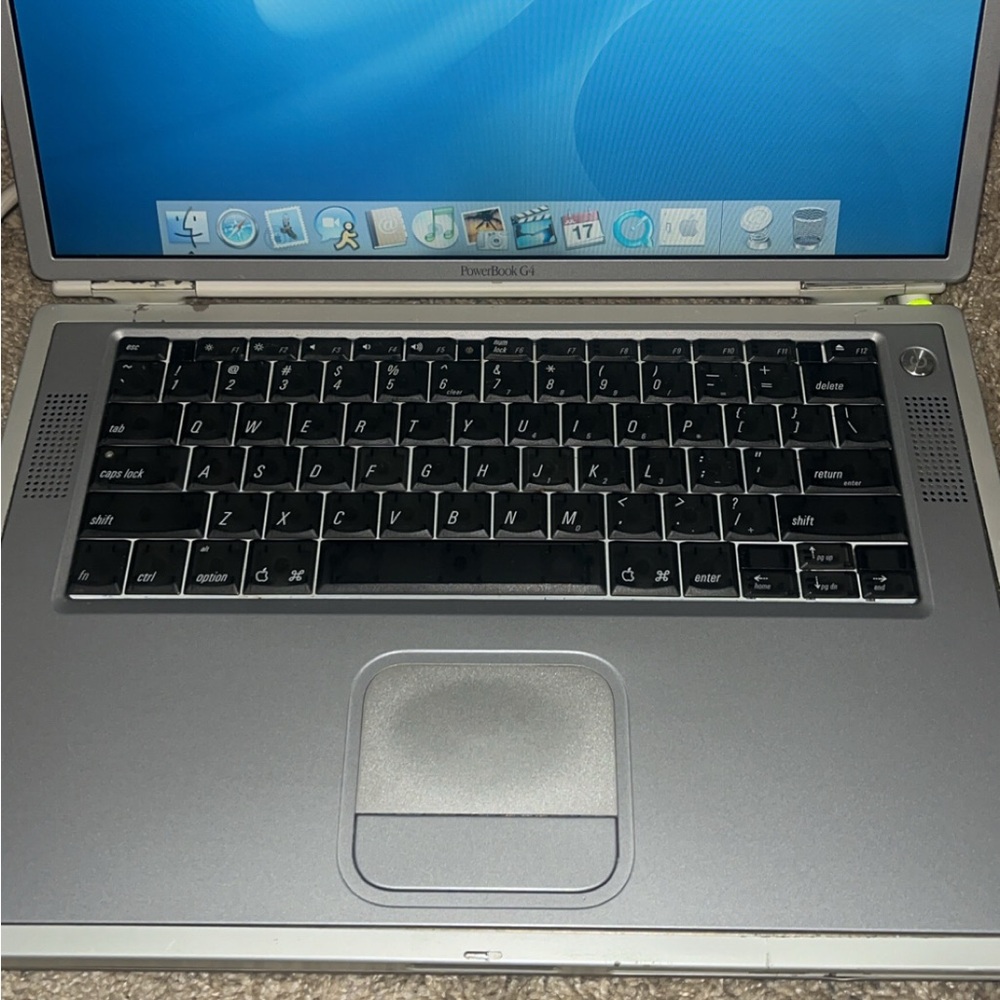 Apple 🍎 PowerBook G4 Laptop - Picture 3 of 13